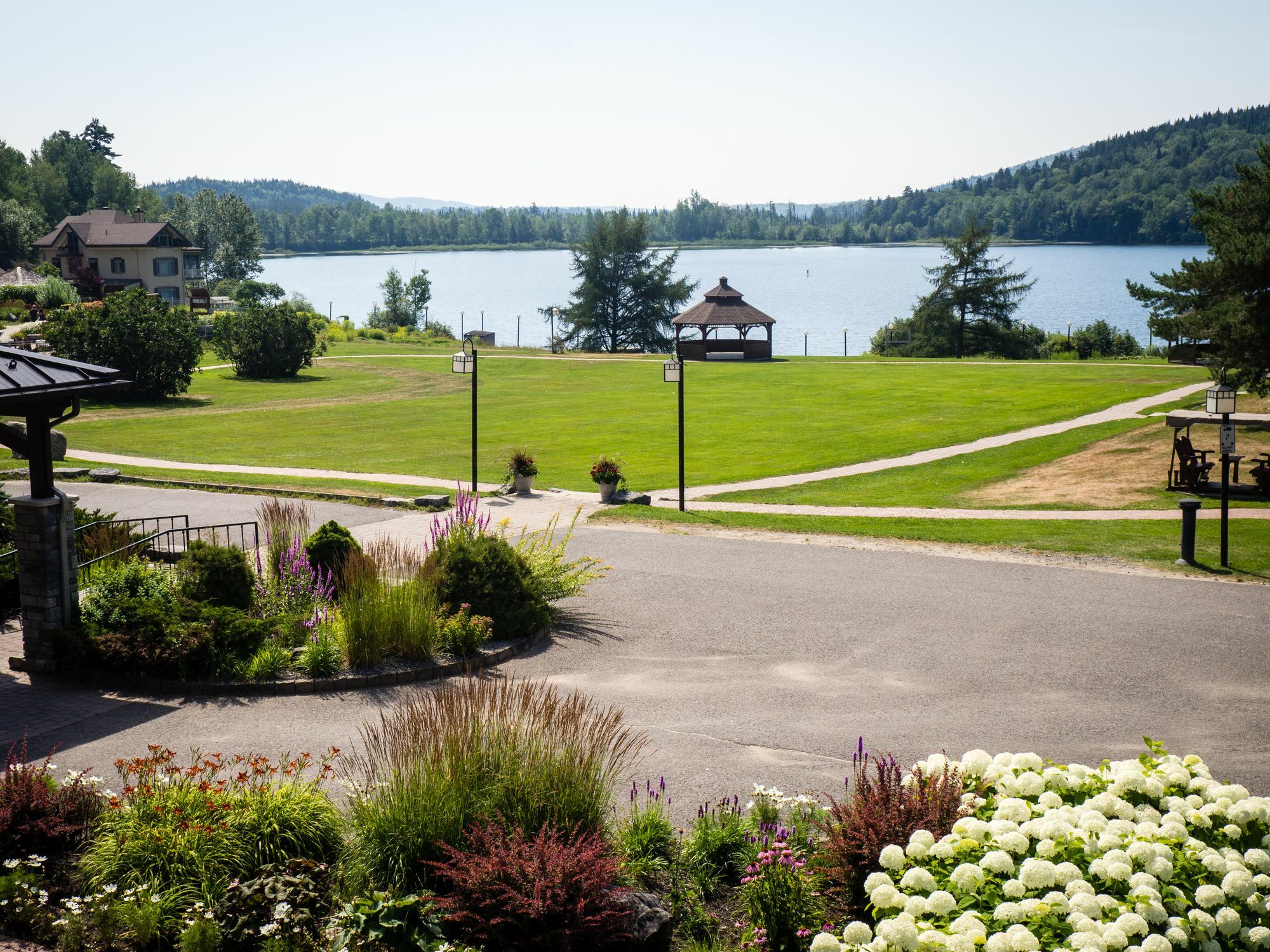 Le Manoir Du Lac Delage Stoneham Exterior photo